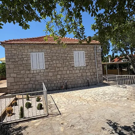 Marco Polo House Vakantiehuis Grohote