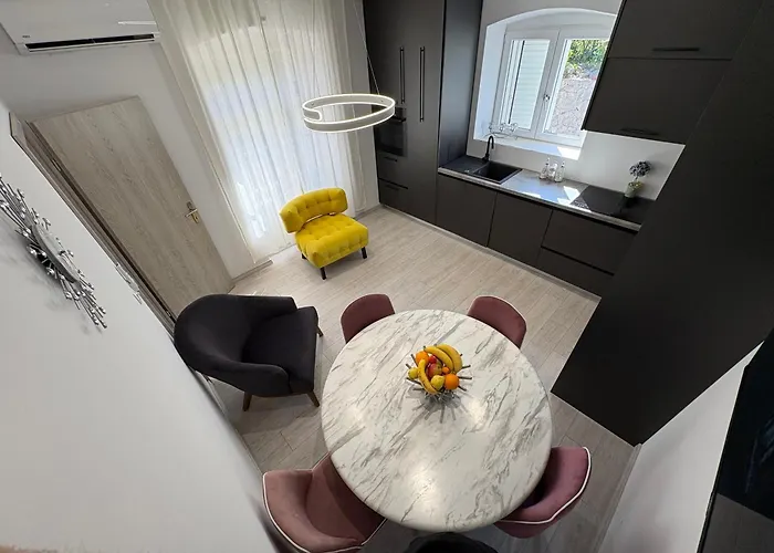 Marco Polo House بيت للعطل Grohote